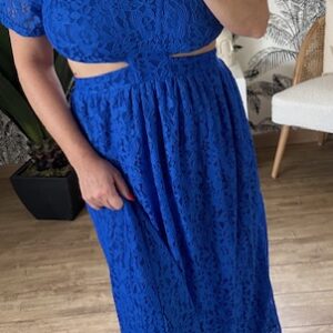 Robe longue dentelle avec dos nu
