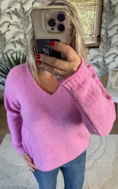 Pull rose pastel col v femme – Image 2